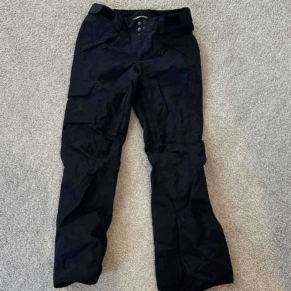 The North Face women’s size small ski pants